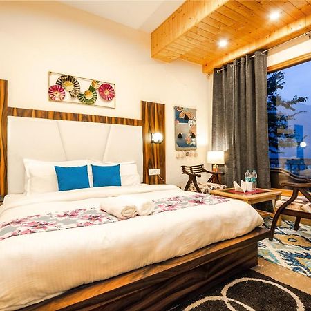 Eden Oaks Otel Manāli Dış mekan fotoğraf