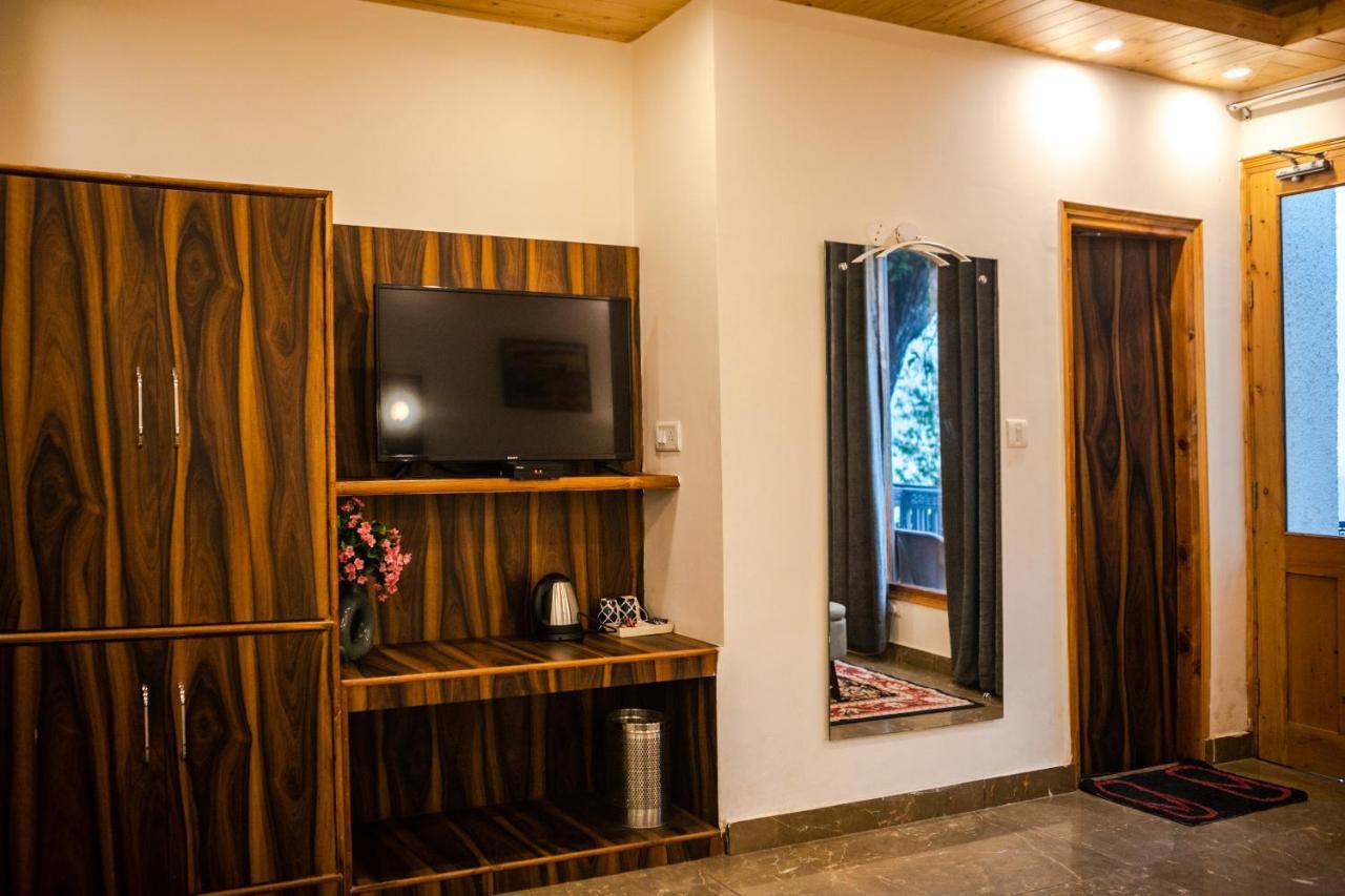 Eden Oaks Otel Manāli Dış mekan fotoğraf