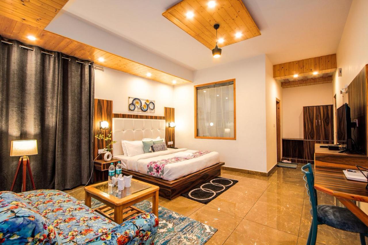 Eden Oaks Otel Manāli Dış mekan fotoğraf