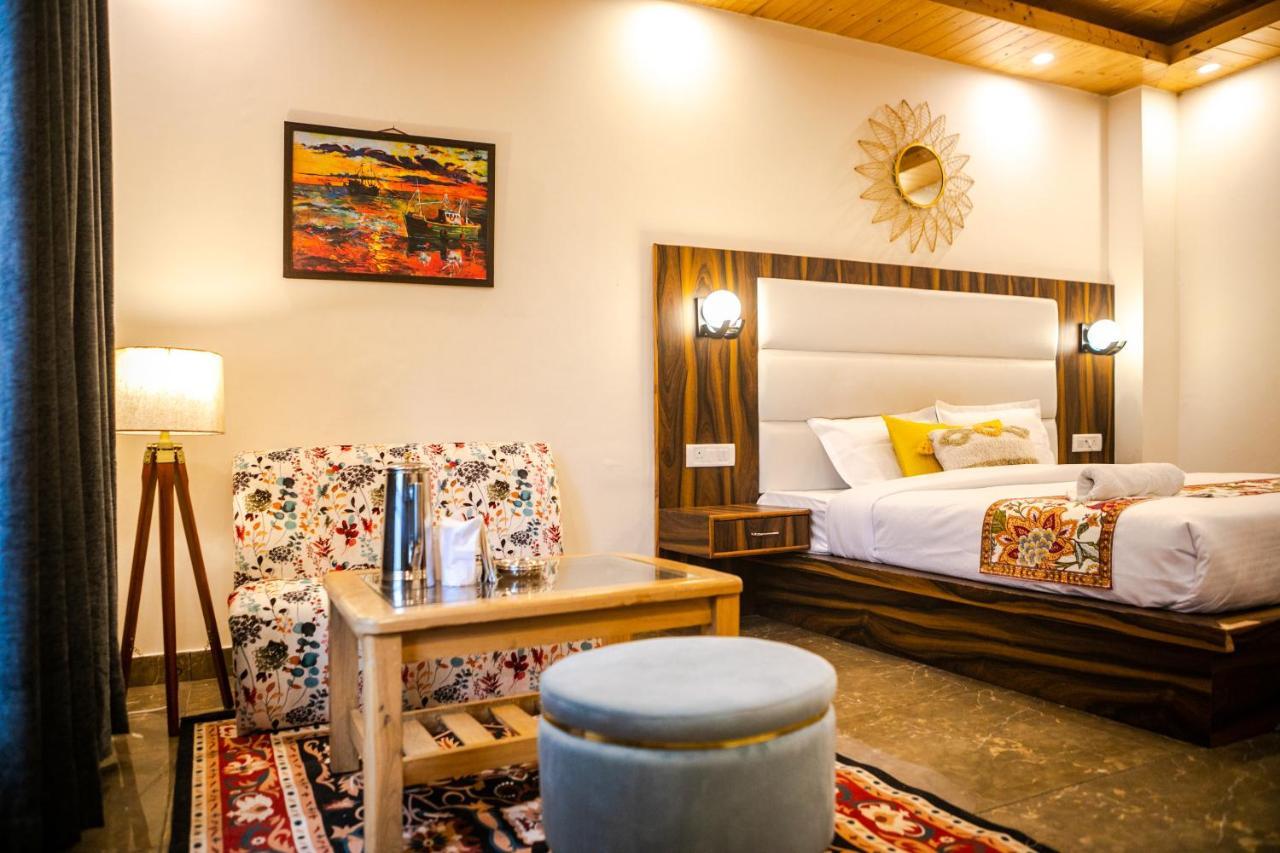 Eden Oaks Otel Manāli Dış mekan fotoğraf